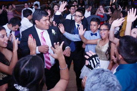 homecoming-dance_15