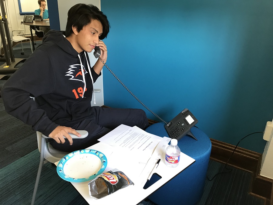 Students man phones for Thank-a-Thon effort