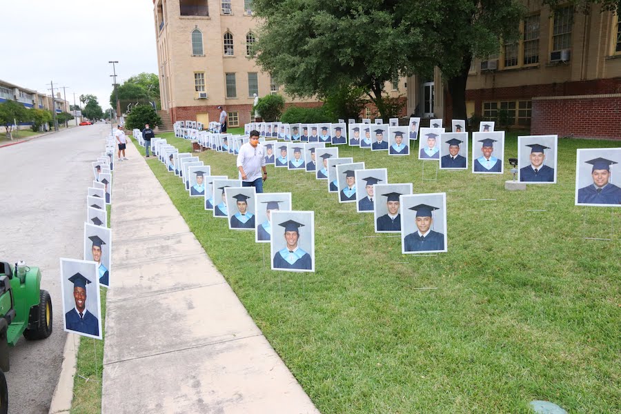 Faculty celebrates Seniors of class of 2020