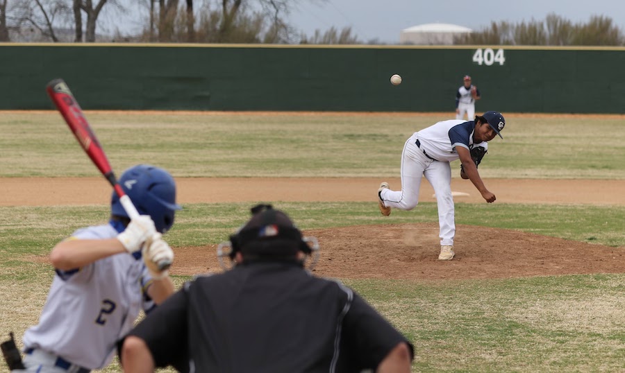 Button+Baseball+faces+Concordia+in+playoffs